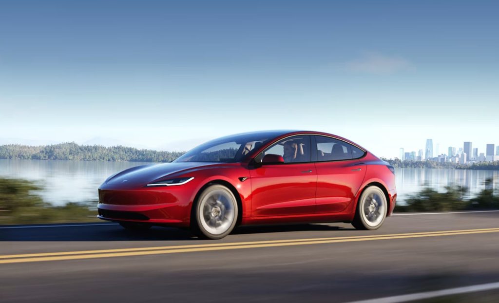 Review Tesla Model 3 Terbaru Fitur Autopilot dan Jarak Tempuh Listrik